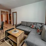 1br 2 Min To Gondola With Storage Апартамент