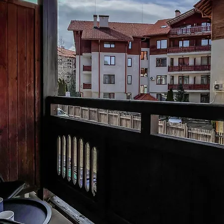 1Br Apartment - Spacious - Balcony *